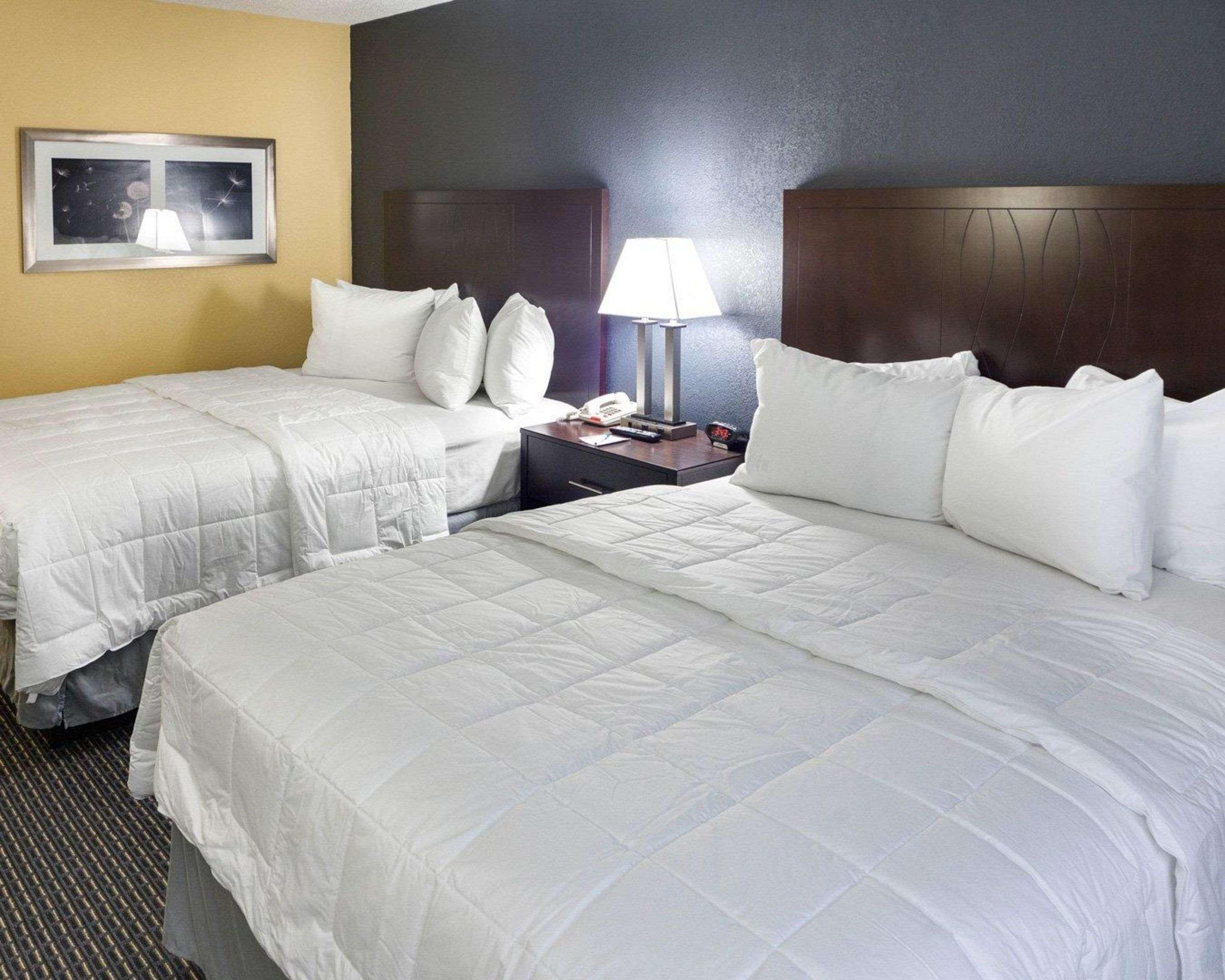 Quality Inn Montpelier Экстерьер фото