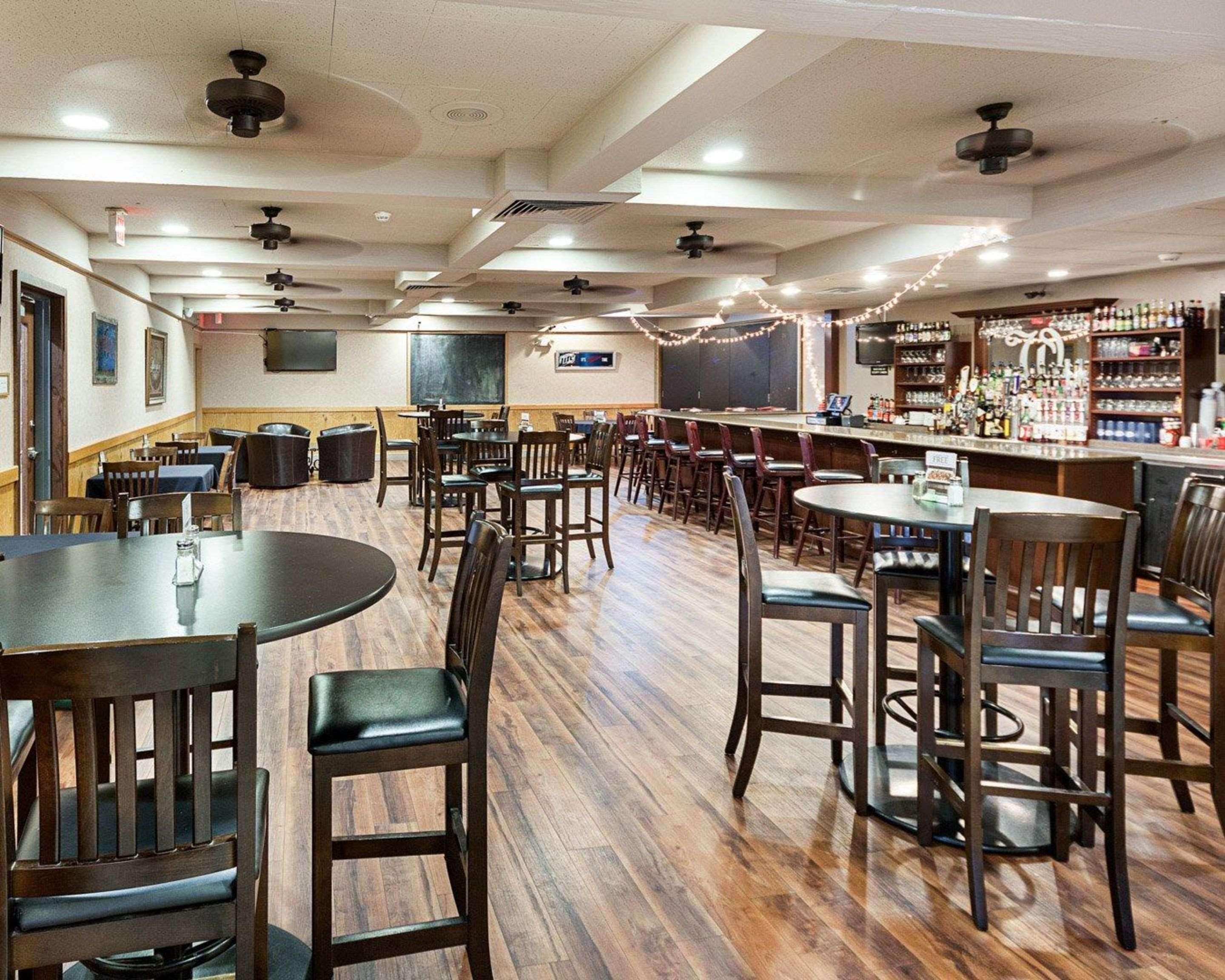 Quality Inn Montpelier Экстерьер фото