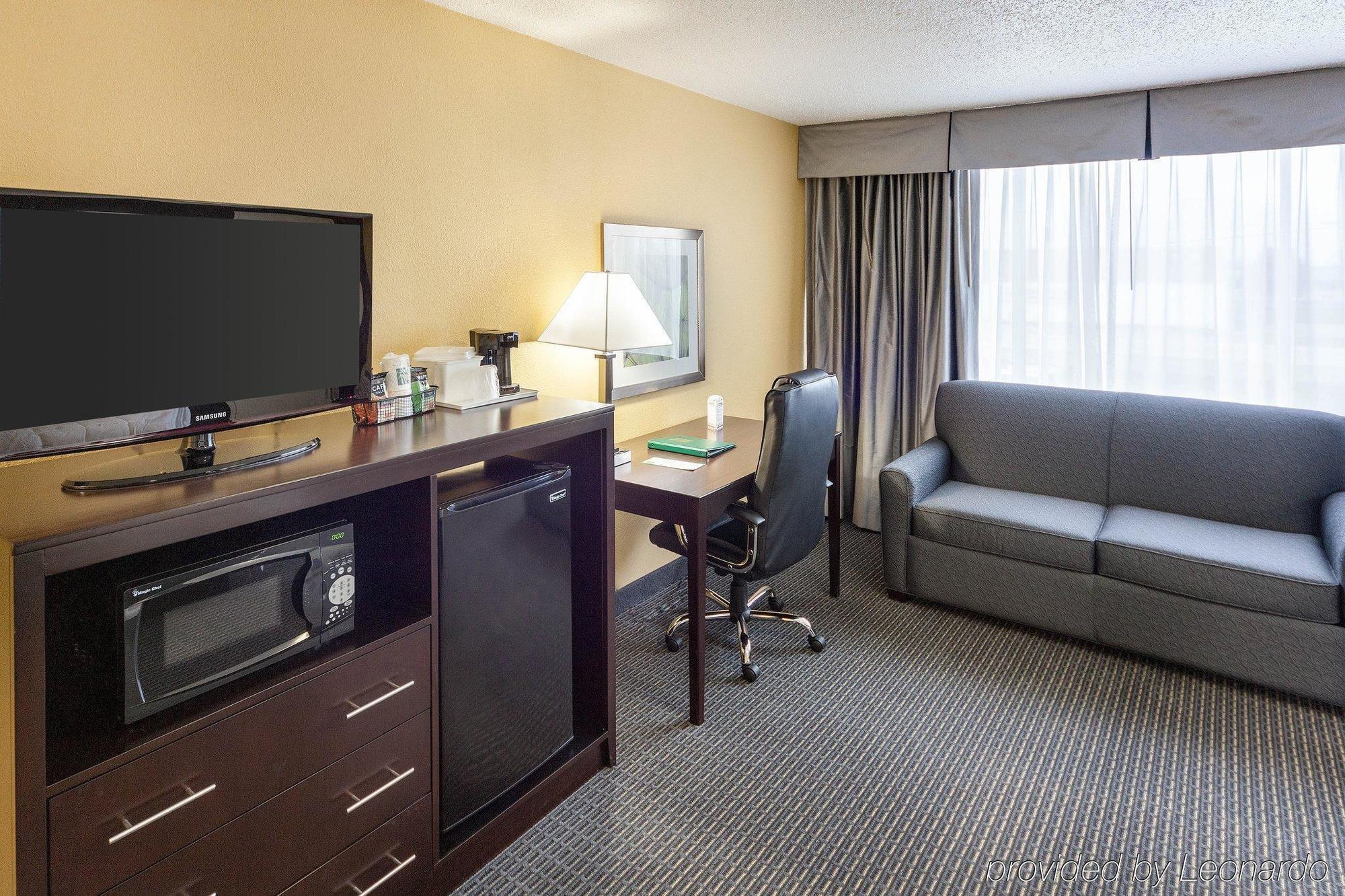 Quality Inn Montpelier Экстерьер фото