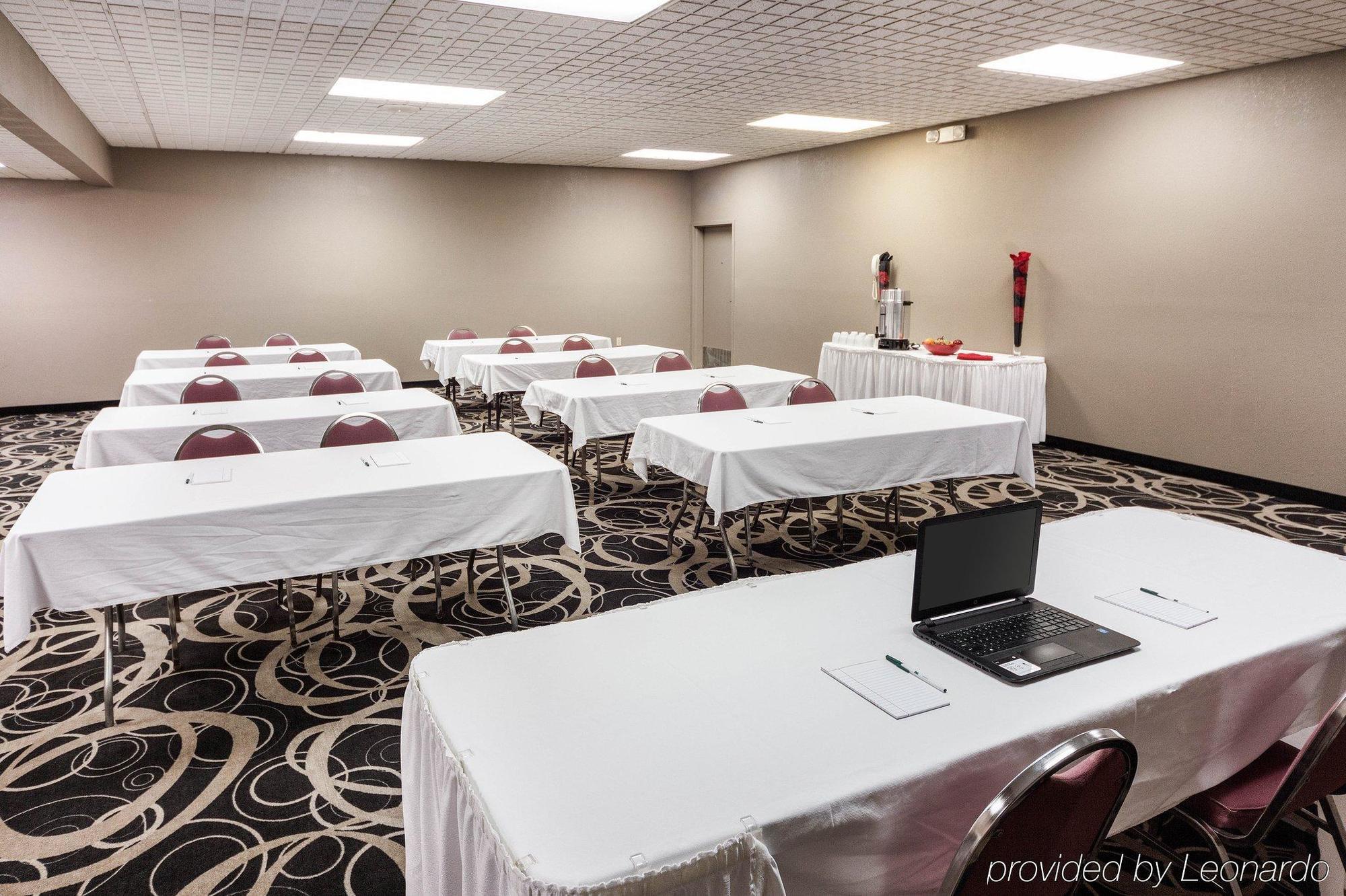 Quality Inn Montpelier Экстерьер фото
